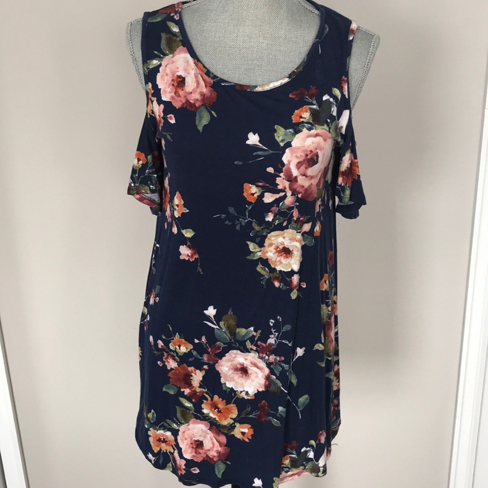 Flirty floral